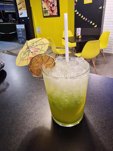 Foto 28f56b64-03b5-4081-bbbb-c01af41553c4. Lloguer local comercial a Playamar - Benyamina Torremolinos