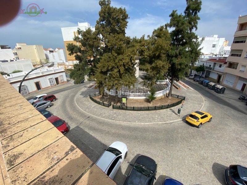 Foto 161b30e8-6604-471c-9ca3-cd78526757a5. Edifici a El Cristo - Cayetano Roldán San Fernando