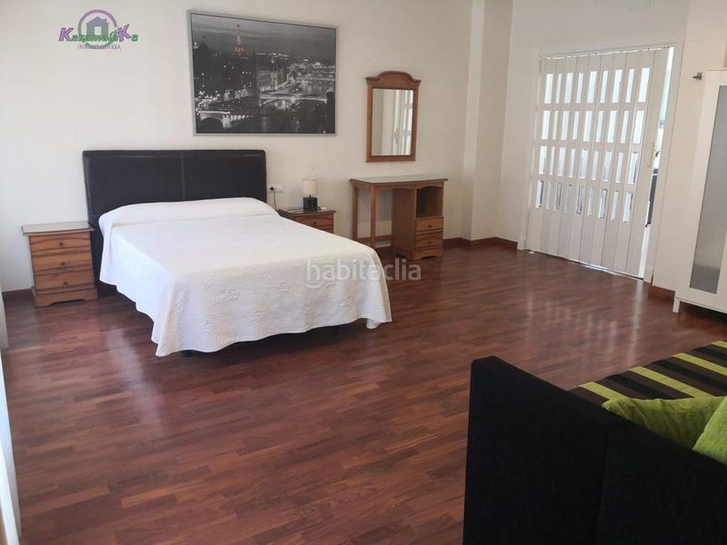 Foto 83311a3f-6f80-438e-a398-c0d5bc9198fa. Edifici a El Cristo - Cayetano Roldán San Fernando