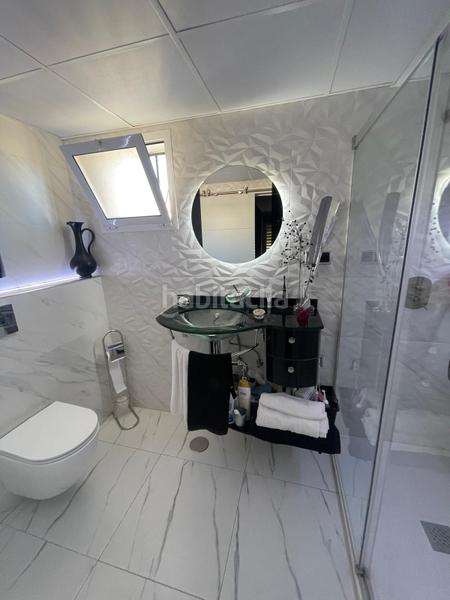 Foto 2f11ce6e-2e82-4262-8e87-94784b475342. Casa pareada  en intelhorce, con piscina privada. en Málaga
