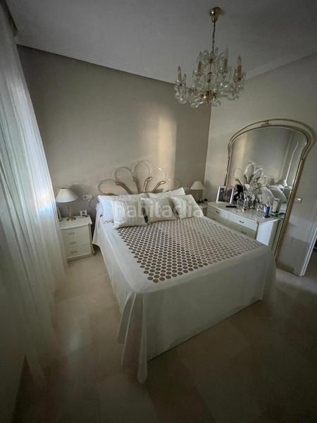 Foto 7c22ff5e-9665-4d03-ad0d-6683203c4378. Casa pareada  en intelhorce, con piscina privada. en Málaga