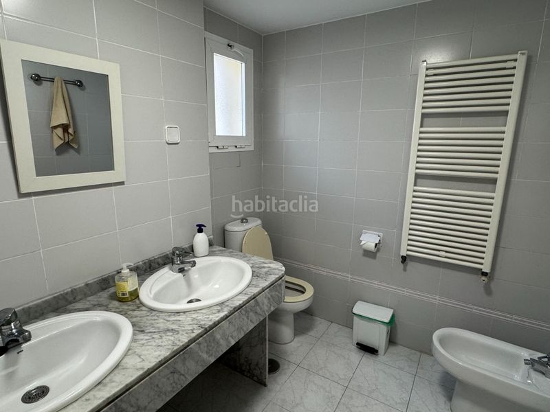 Foto a7636a98-16fa-4491-a23d-adb9856f3493. Lloguer àtic amb calefacció aparcament piscina a Málaga