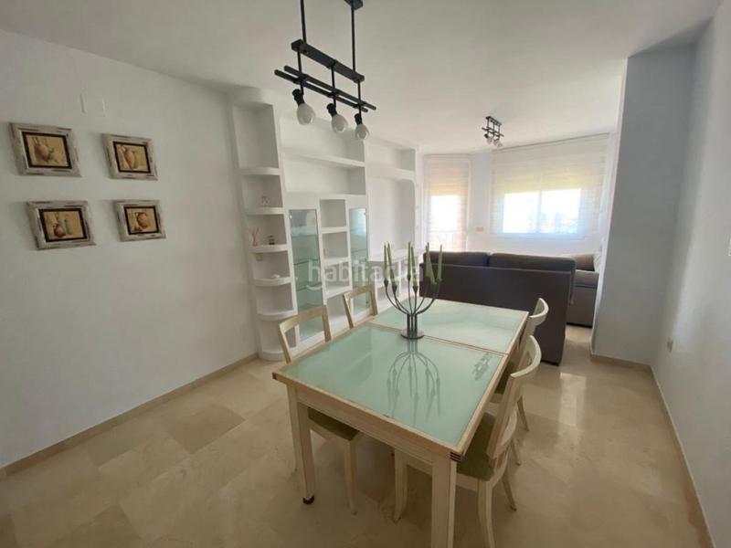 Foto 76715c60-e749-4e49-9bf6-5474eb7ca3d4. Alquiler piso  en residencial de lujo de playamar, primera línea de playa. en Torremolinos