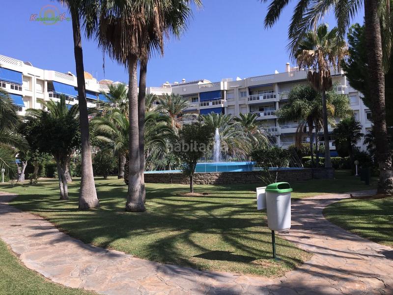Foto c8d93559-330f-41f6-9b6e-62a6fcf618ce. Alquiler piso  en residencial de lujo de playamar, primera línea de playa. en Torremolinos