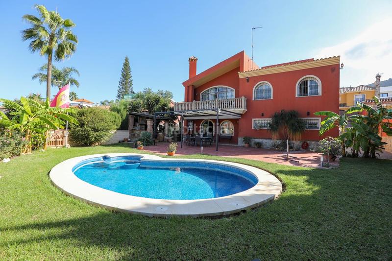 Foto 44bbebc7-79ed-4645-ba2b-b47e57577731. Chalet con parcheggio piscina in Capellanía - Retamar Alhaurín de la Torre