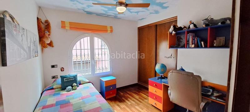 Foto 4c2d1aed-f264-43c9-b569-96d7d7da7cf2. Chalet con parcheggio piscina in Capellanía - Retamar Alhaurín de la Torre