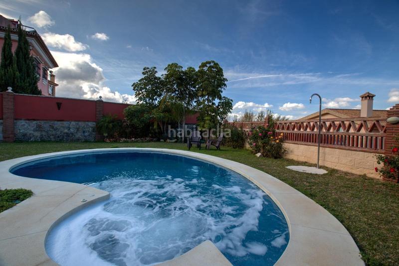 Foto 625598bc-8634-40de-959c-5cafefb7e6a8. Chalet con parcheggio piscina in Capellanía - Retamar Alhaurín de la Torre