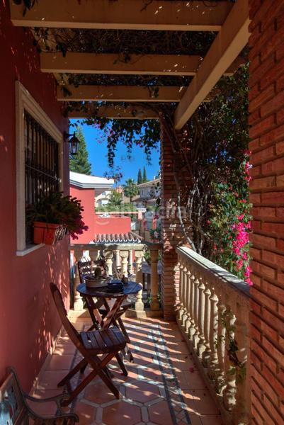 Foto c43122b5-abe4-4d19-bdd3-f9a2b76c8559. Chalet con parcheggio piscina in Capellanía - Retamar Alhaurín de la Torre