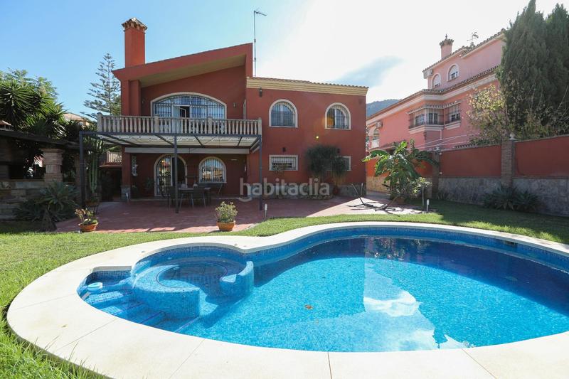 Foto d5b82ea4-e418-4ffe-b07f-301eaef7f72f. Chalet con parcheggio piscina in Capellanía - Retamar Alhaurín de la Torre