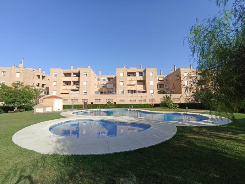 Foto 4b3b671b-eba4-451f-930a-9374d9881c12. Appartement avec parking piscine dans Guadalmar Málaga