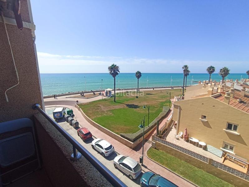 Foto 6a7054fc-eafb-4b39-98f0-8bb0ee3cac7f. Appartement avec parking piscine dans Guadalmar Málaga