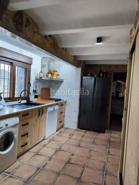 Foto 18ef97ac-4d4f-4ab3-9089-5eef12b85273. Chalet hermosa casa nueva con vistas increíbles en parque natural colmenar en Málaga