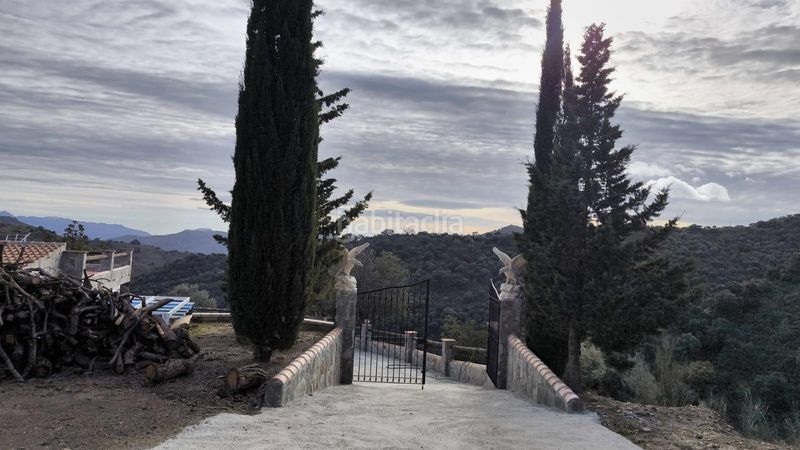 Foto 2af86fc2-736b-4734-92ed-af87704f5acd. Chalet hermosa casa nueva con vistas increíbles en parque natural colmenar en Málaga