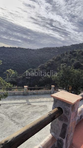 Foto 865e3fd5-293b-4f3d-8572-44f5f48beb48. Chalet hermosa casa nueva con vistas increíbles en parque natural colmenar en Málaga