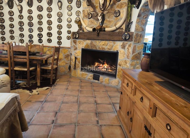 Foto e0a8f884-066b-4989-bf9d-c6d888c1296f. Chalet hermosa casa nueva con vistas increíbles en parque natural colmenar en Málaga