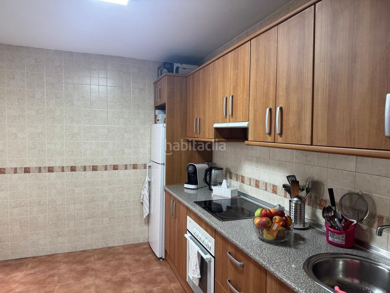 Foto 082b5686-942d-45cc-a113-8429ed0f78cf. Apartament amb aparcament piscina a Puerta Blanca Málaga