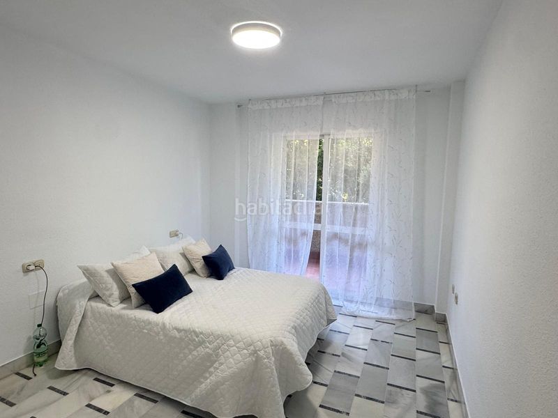 Foto 4393c2e1-8be3-4b26-8cc3-2db2e5a4cd82. Apartament amb aparcament piscina a Puerta Blanca Málaga