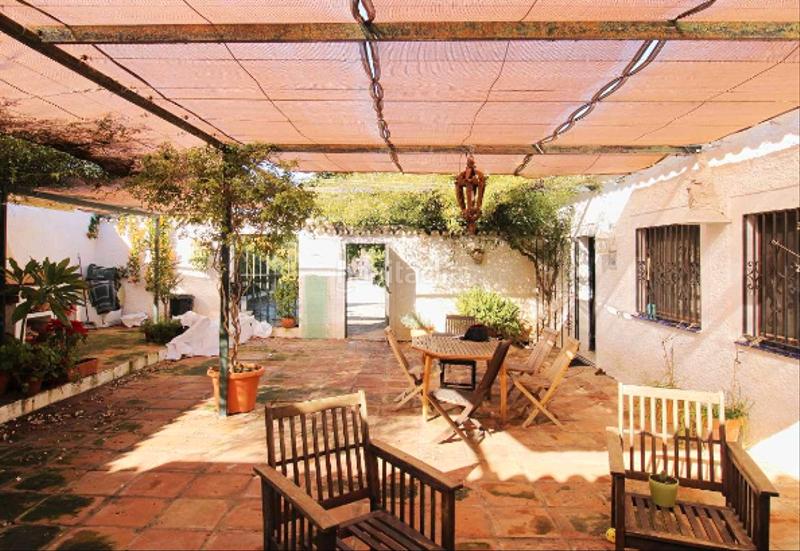 Foto 04dea7c0-c6b3-4b26-96cb-50ed9ae95a45. Chalet con piscina in Centro Alhaurín de la Torre