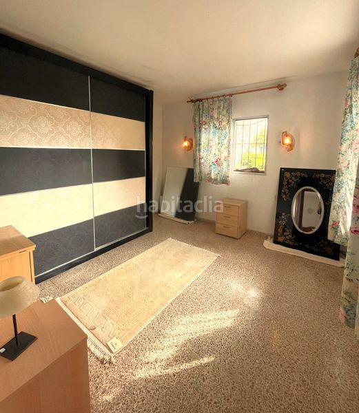 Foto bdbacee8-ebab-41ce-8c6d-4e61dd098775. Chalet avec cheminée dans Benajarafe