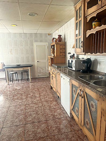 Foto f5b39d63-69ce-49eb-a0c2-e3f2cb0149b2. Chalet avec cheminée dans Benajarafe