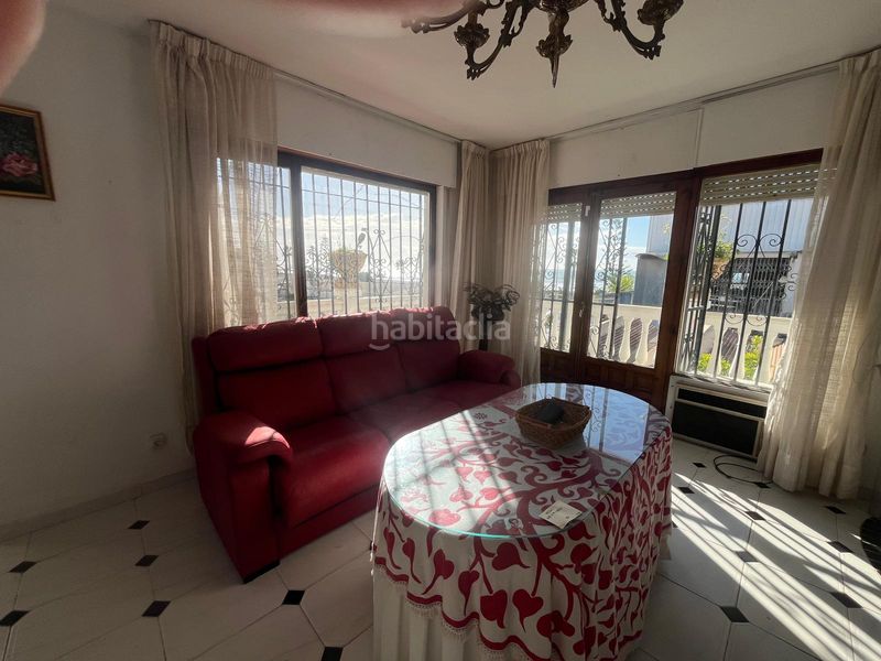 Foto ffbe940f-d9a7-435e-b7ab-7f9e60dc3d62. Chalet avec cheminée dans Benajarafe