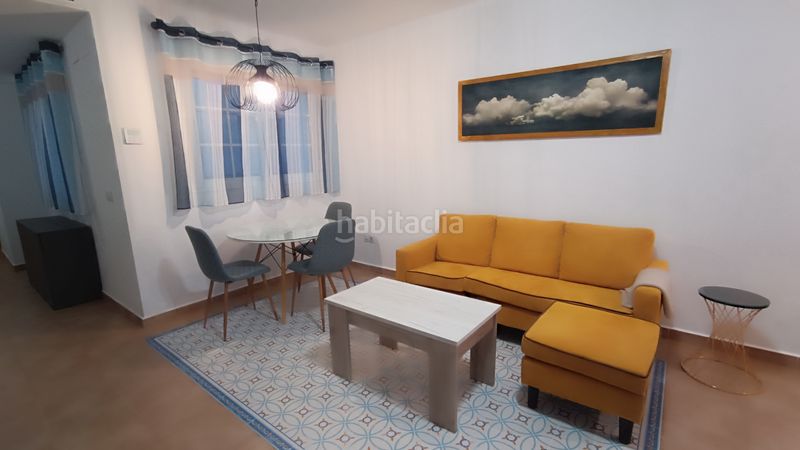 Foto 5c2ee3fa-df8a-4d70-9ce0-7a2fb2a95339. Rent flat with parking in Almendralejo