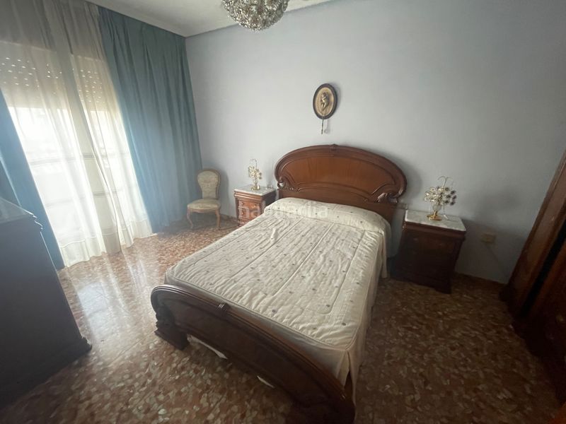 Foto ceced8e6-cbb4-493f-b2eb-4aa8cd76dd4d. Flat in Almendralejo