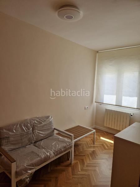 Foto 14ca2065-606b-4bb5-9c16-e6adb4f9a4f1. Rent penthouse with heating parking in Almendralejo