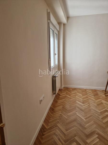 Foto 9686edd2-10af-44ce-a04f-a4fb3d6aa9c6. Rent penthouse with heating parking in Almendralejo