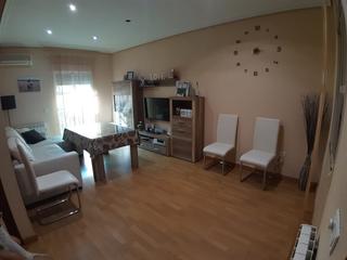 Semi detached house  Calle lópez prudencio