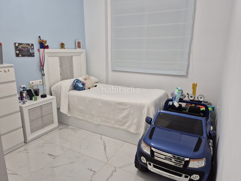 Foto 4ad4a5b9-eddf-496b-a40a-98425a8bfa2a. Piso en Almendralejo