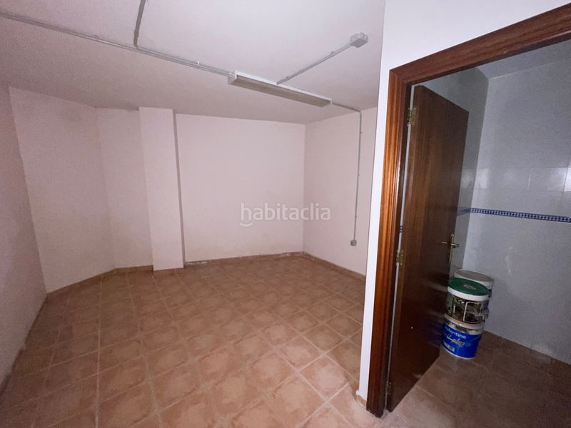 Foto d6bcf1d7-a605-49ff-9c4f-1b1543982c0a. Lloguer local comercial a Almendralejo