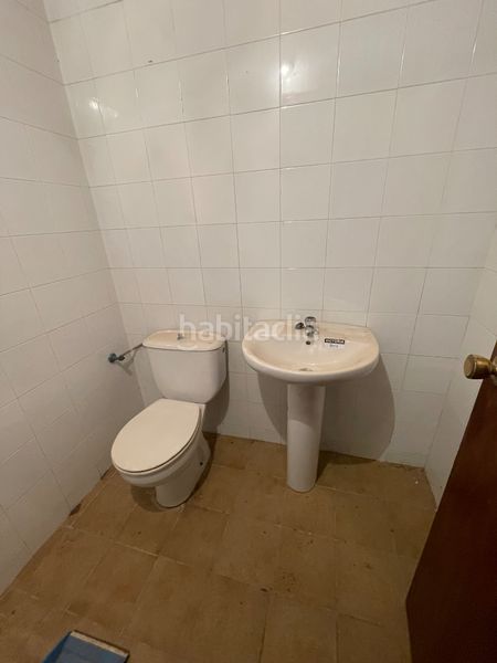 Foto 05b2ee39-3964-4215-8763-6b0606f4e7e6. Rent industrial building in Almendralejo