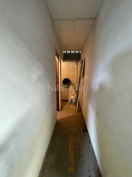 Foto 1419e6a0-88a9-4271-951a-104c7f859730. Rent industrial building in Almendralejo