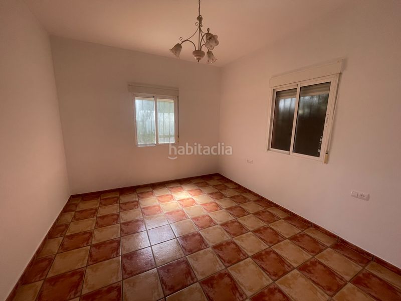 Foto 6ca9e555-0c4b-4446-a91e-1043e05d1587. Chalet con parcheggio in Almendralejo