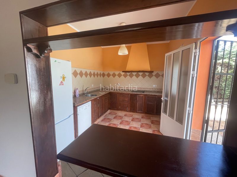 Foto bb64f7d0-141b-4037-8e1c-4d9628f14f00. Chalet con parcheggio in Almendralejo
