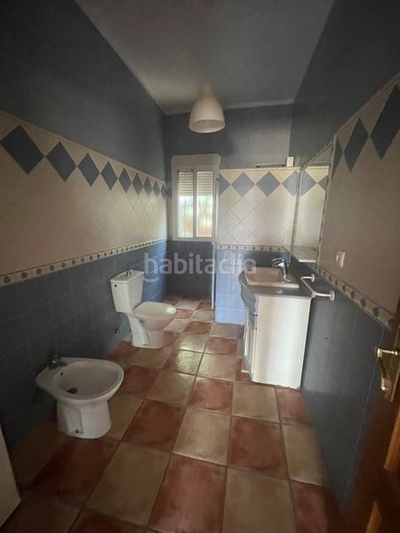 Foto cbbc52bf-8b88-415b-9c57-f4b0398d4a13. Chalet con parcheggio in Almendralejo