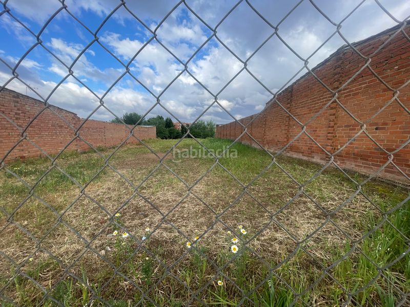 Foto db2ab778-4990-4a79-8cec-21d4f5b76232. Terreny residencial a Almendralejo