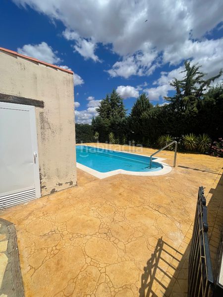 Foto 053f7a1b-3864-462f-b565-04904cf4f338. Chalet en Almendralejo