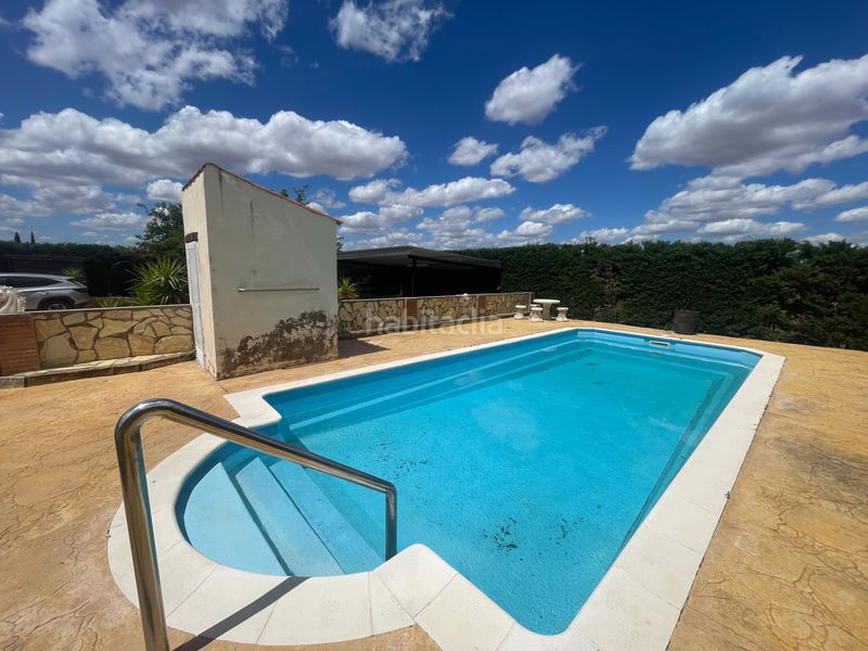 Foto cd1ce51e-fd95-4469-9621-af66de87255e. Chalet en Almendralejo