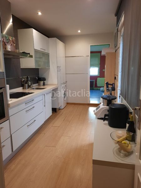 Foto 5a0163d0-dbce-48a4-812e-71d0dec63b91. Casa adossada amb aparcament a Almendralejo