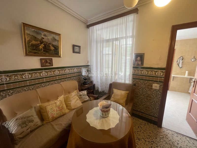 Foto b0ce5745-a2e5-41fe-b31b-6bd524614171. Casa en Almendralejo