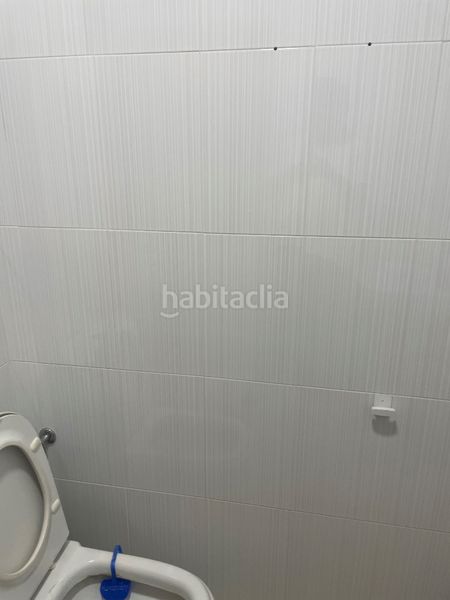 Foto 17d99e5c-8723-43eb-9ffa-064375efde98. Local comercial a Almendralejo