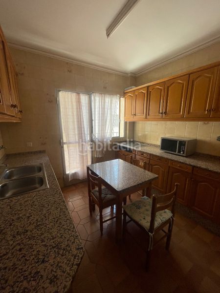 Foto f7afb5b2-5722-4150-850f-a140d90edcbf. Pis a Almendralejo