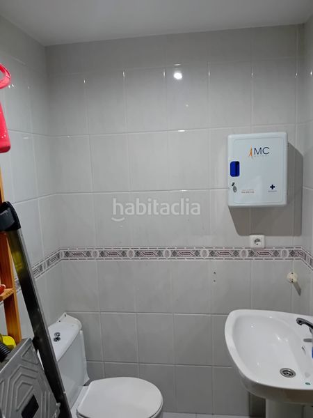 Foto f30cc02e-8af2-4889-8a22-3bc3ba52d2b0. Local comercial a Almendralejo