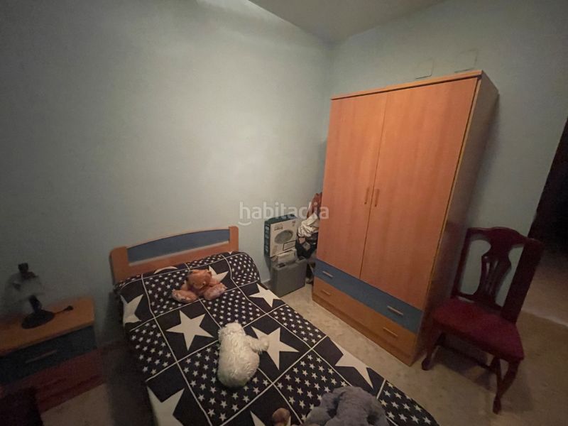 Foto 5a2a79db-baf7-4cb3-97ab-75928ac5ef2b. Piso en calle vicente aleixandre 1 en Almendralejo