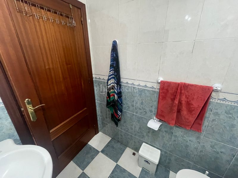Foto 5f9b3b4d-b6ee-42e4-aec6-d9702dc37550. Piso en calle vicente aleixandre 1 en Almendralejo