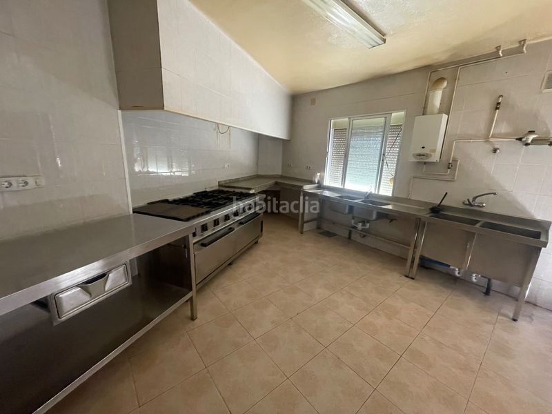 Foto 023afcaf-6993-4759-848e-6d1139414c54. Local comercial a Almendralejo