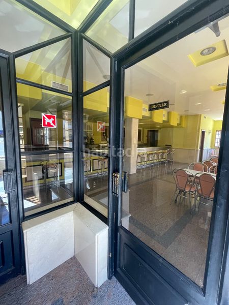 Foto cc85d6ef-d222-4ef0-9d63-f800b5fe4be5. Local comercial a Almendralejo