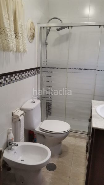 Foto 019db7e6-eaa0-4133-a162-41108ebebf03. Casa adossada amb aparcament a Burguillos del Cerro
